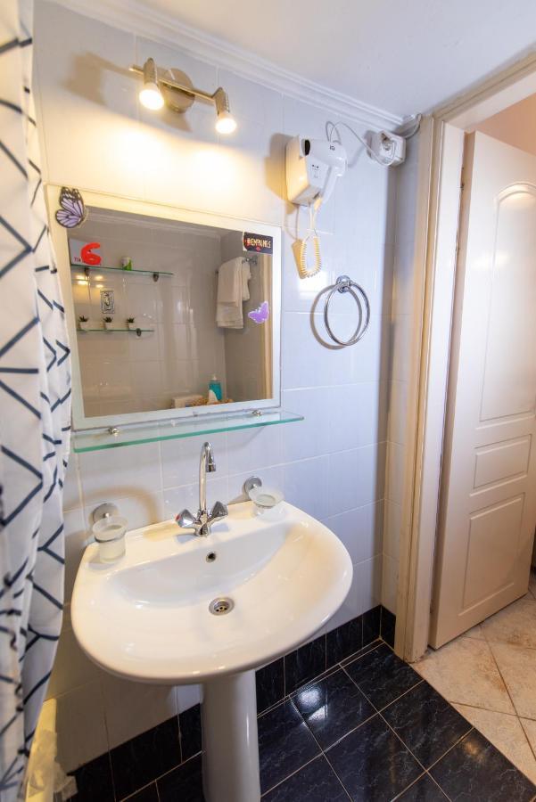 Smile Sea Apartment Kalamata Bagian luar foto