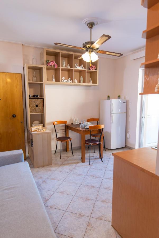 Smile Sea Apartment Kalamata Bagian luar foto